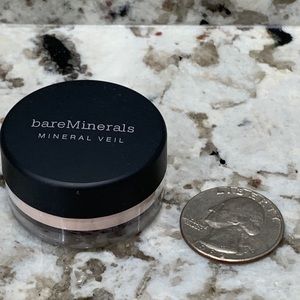 🍄6/$26 Bare Minerals mineral veil purse size NWT